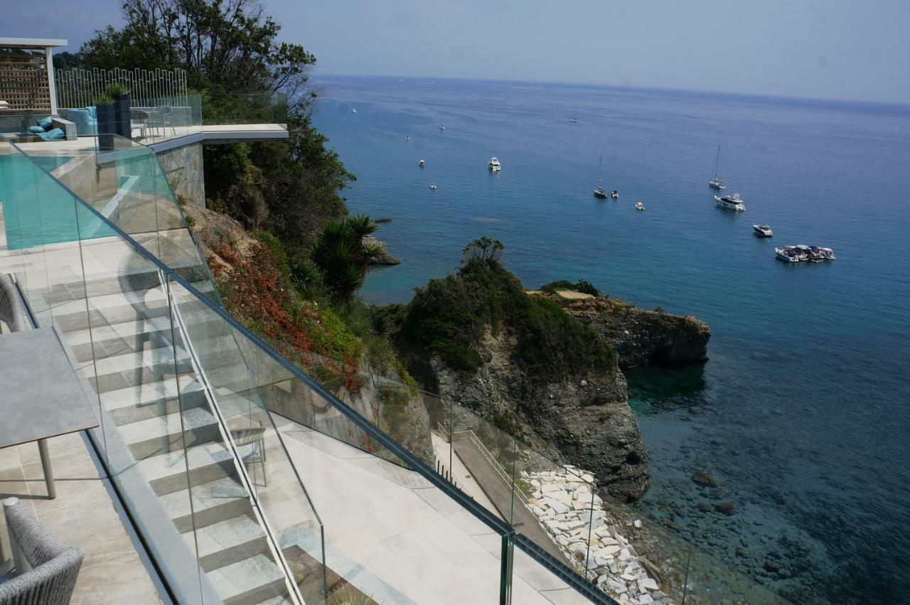 B&B Capo Torre Resort & Spa Albisola Superiore Exterior foto